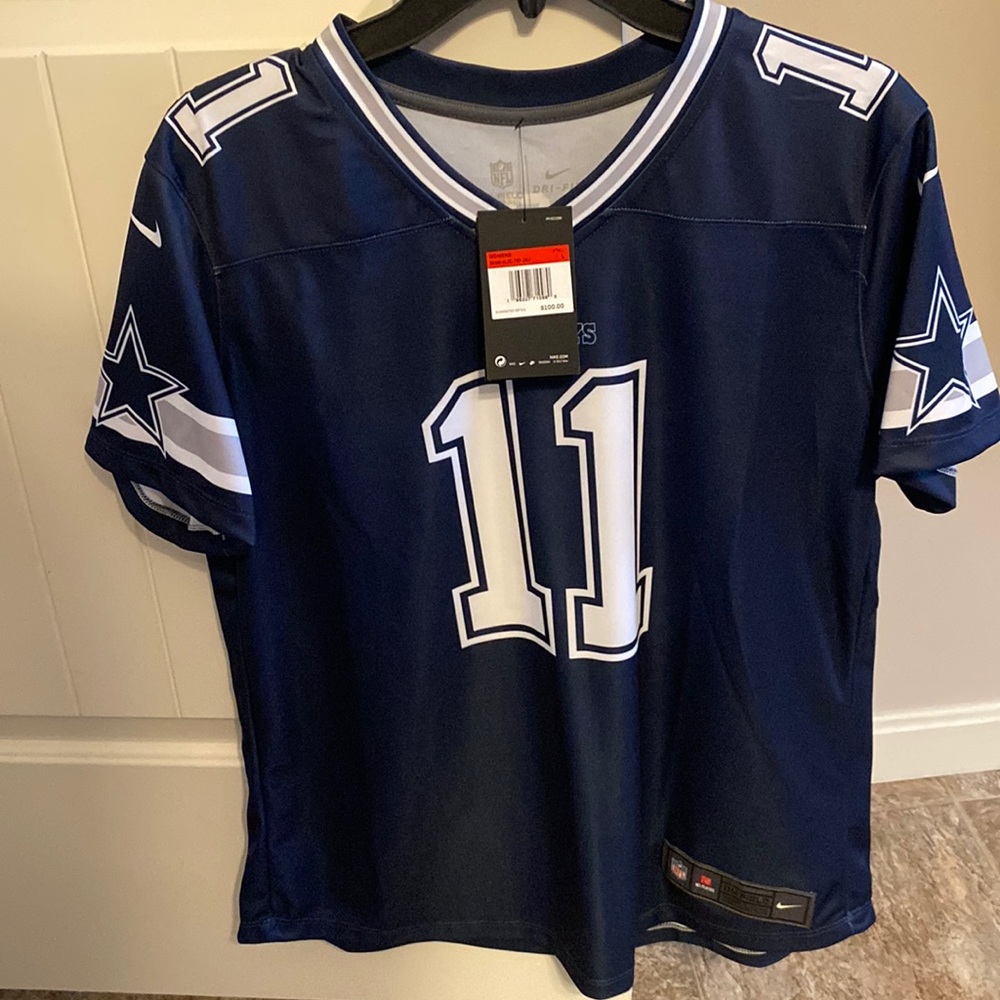 Brand New Women’s NFL Parsons Jersey